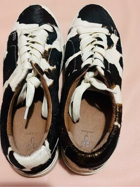 Frye Ivory Low  Lace-Up Sneakers
